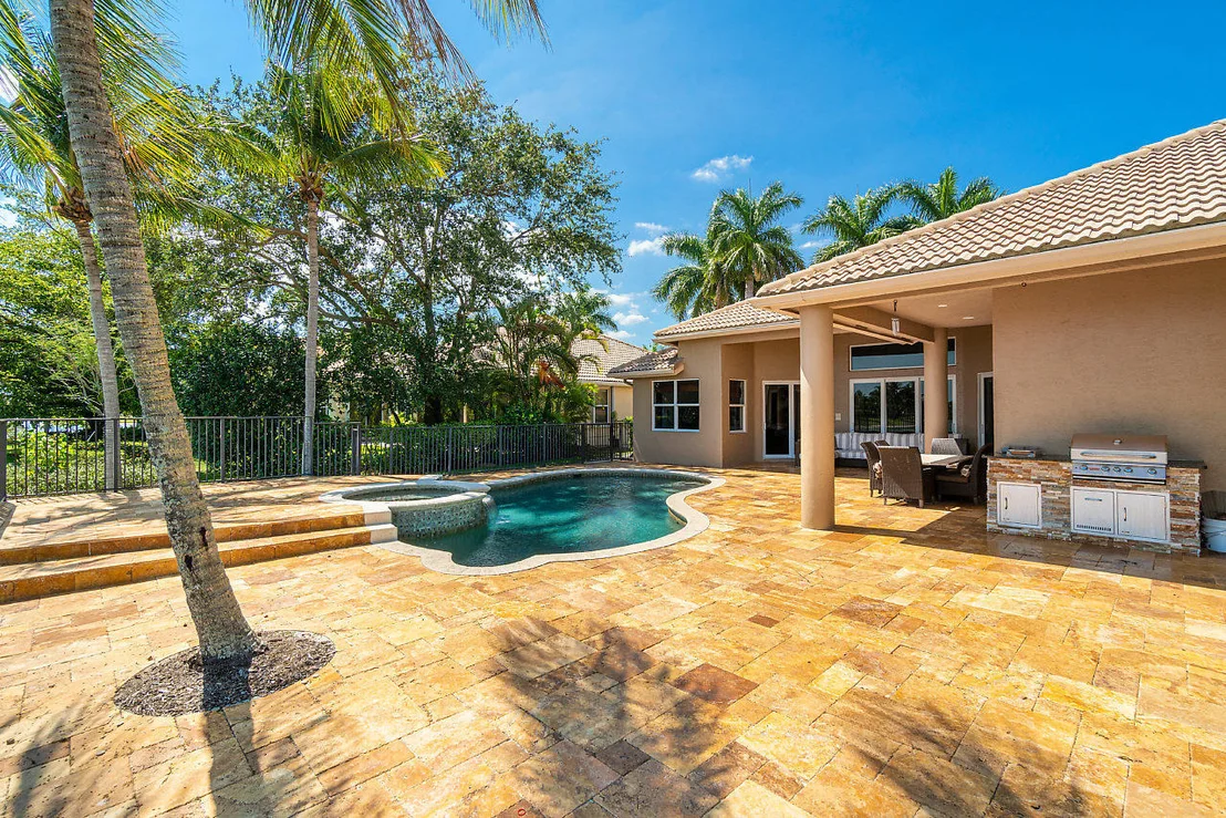 Photo of 21371 Rockledge Lane