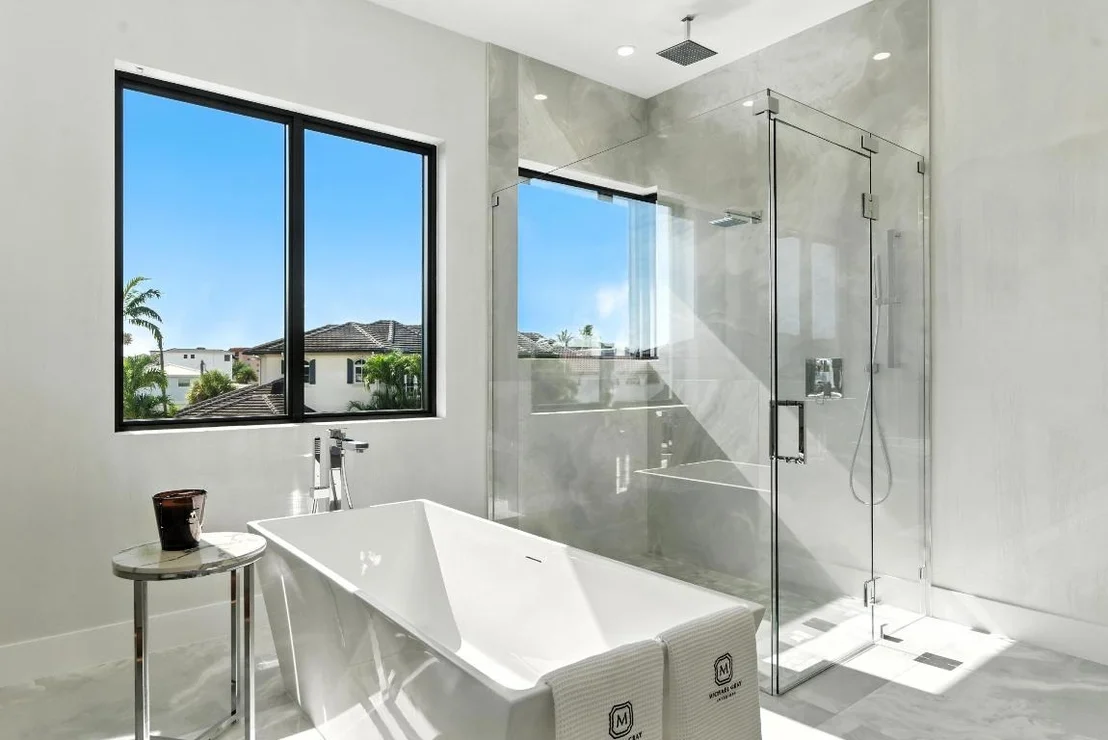 Photo of 700 NE 29th Place