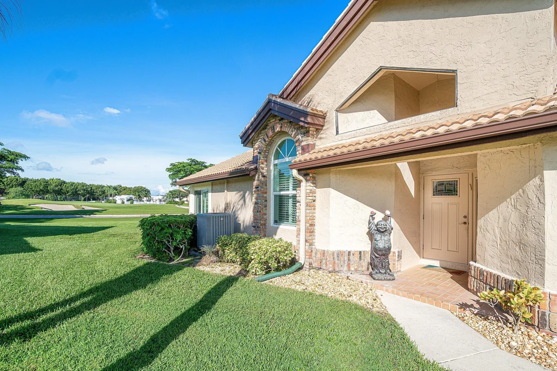 Photo of 8213 CASSIA Drive