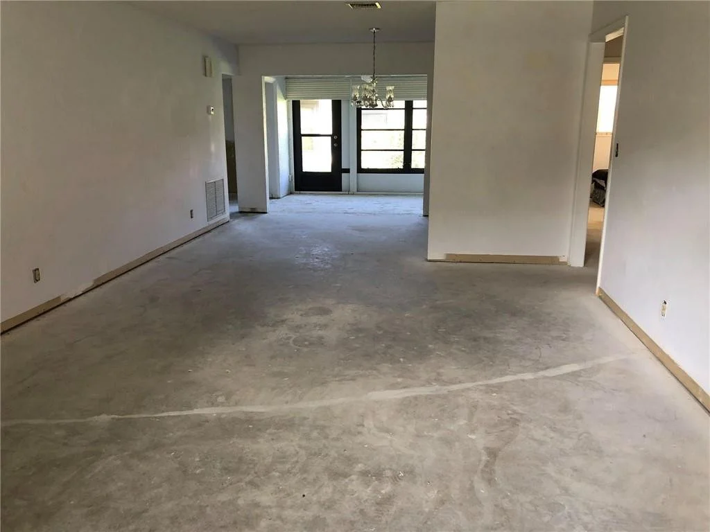 Photo of Unit B at 9775 Pecan Tree Drive