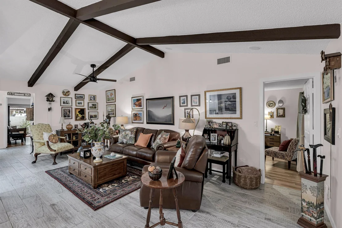 Photo of 6727 Tiburon Circle