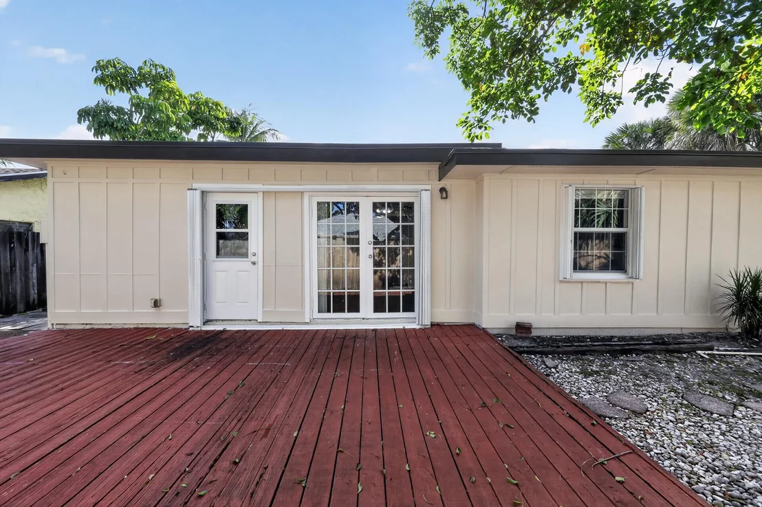 Photo of 748 Place Chateau