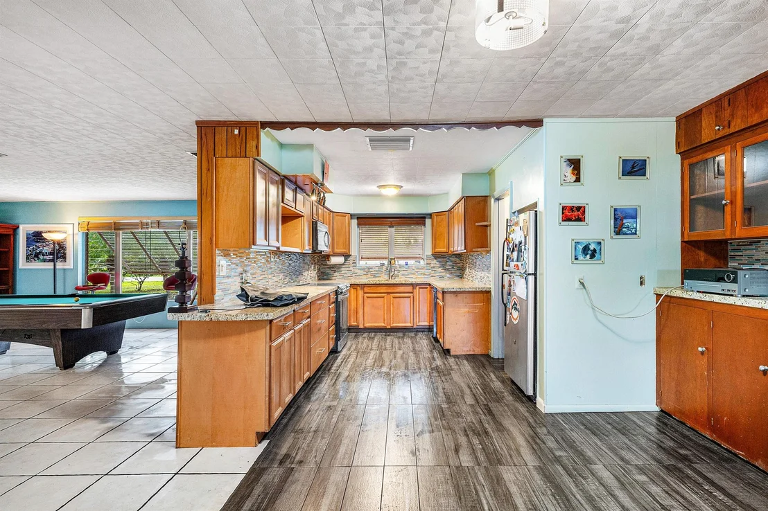 Photo of 3180 Rostan Lane