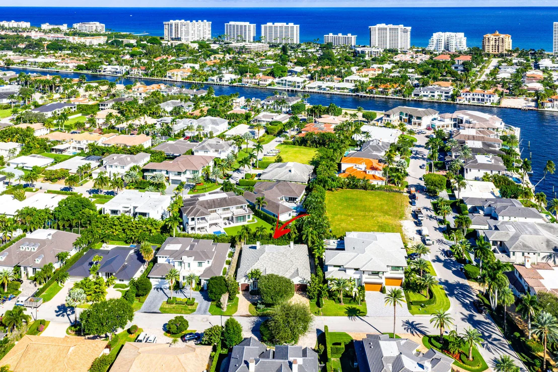 Photo of 2460 Queen Palm Road