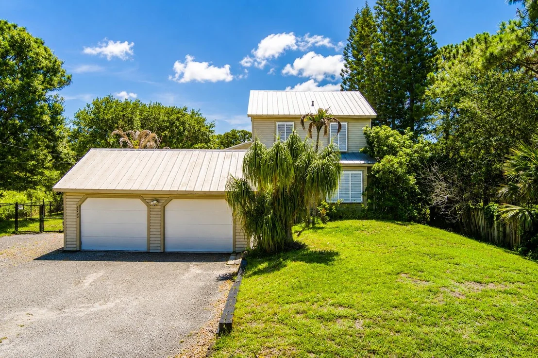 Photo of 4700 Regina Drive