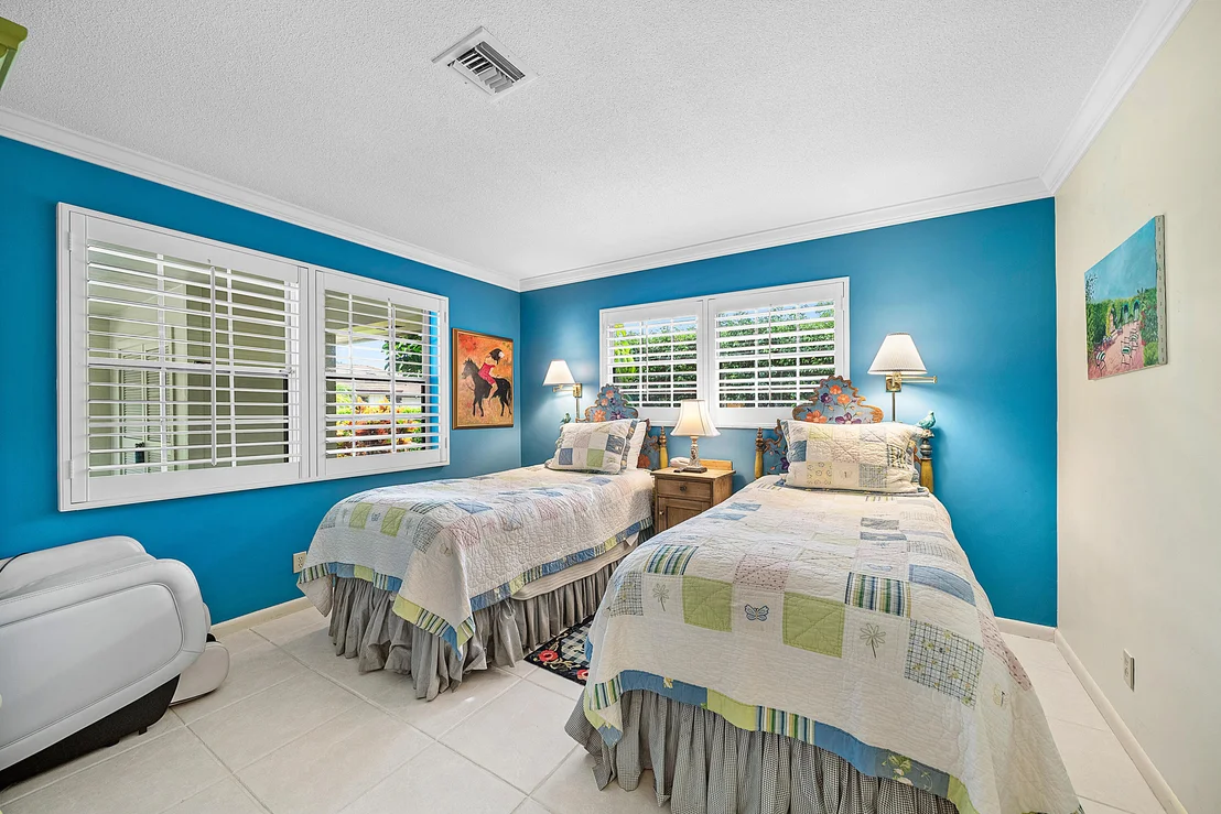 Photo of 530 Forestview Drive