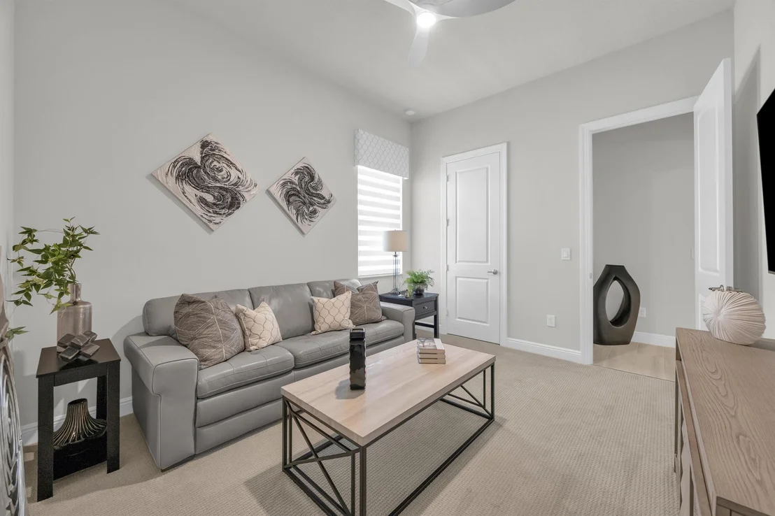 Photo of 718 SW Riverwatch Place