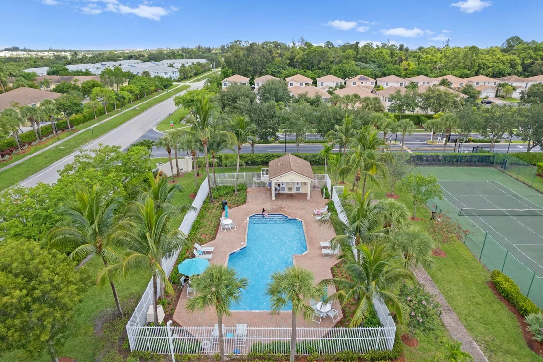 Photo of 6562 Adriatic Way