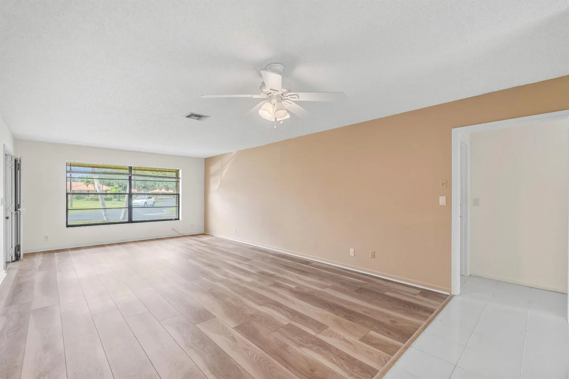 Photo of Unit A at 4635 Apple Tree Circle
