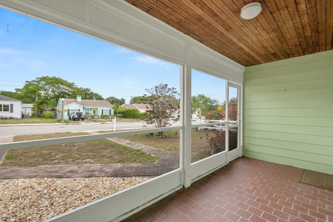 Photo of 722 Hampton Road