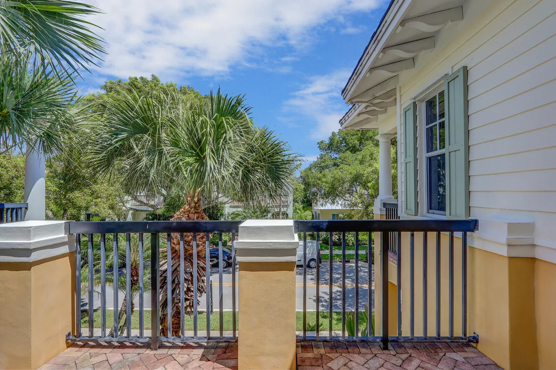 Photo of 122 Inkberry Drive