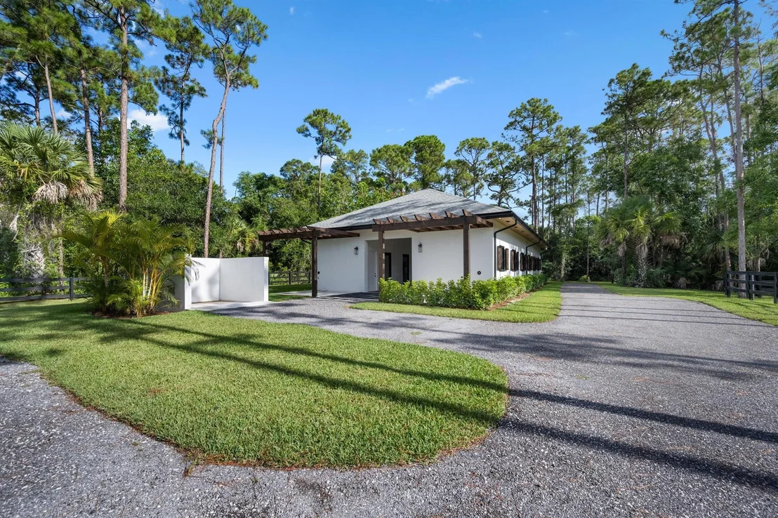 Photo of 14479 Halter Road