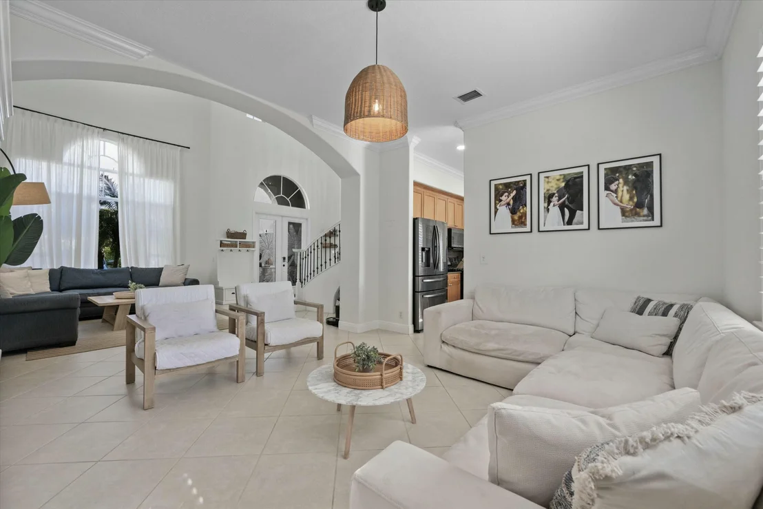 Photo of 1386 Beacon Circle