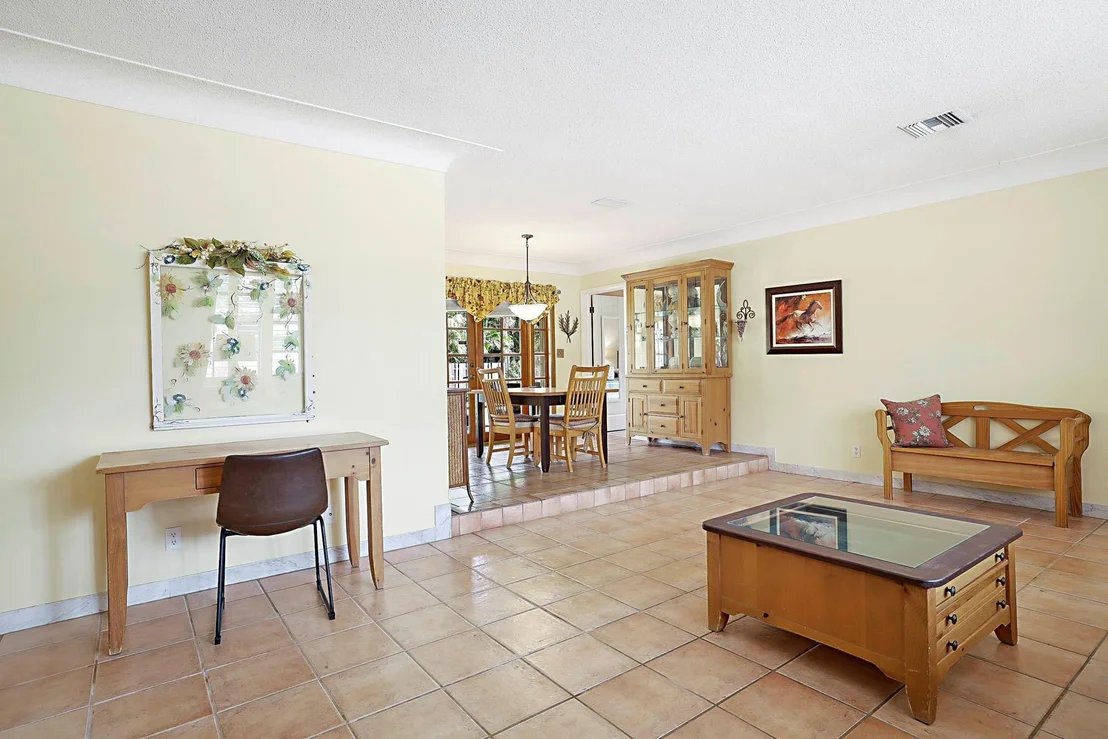 Photo of 3031 NE 45th Street