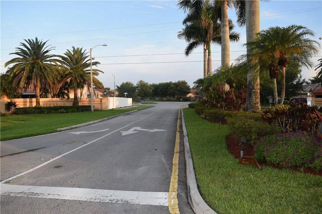Photo of 15525 Gauntlet Hall Manor