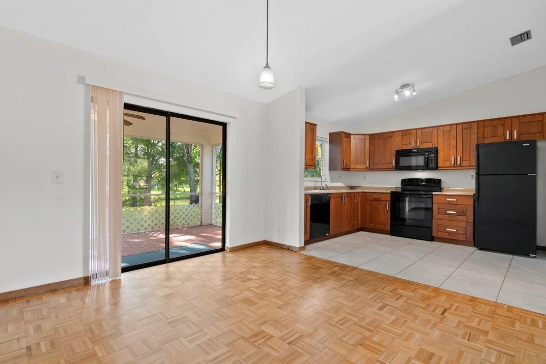 Photo of 186 Martin Circle