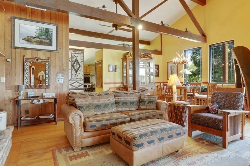 Photo of 6173 Pine Drive