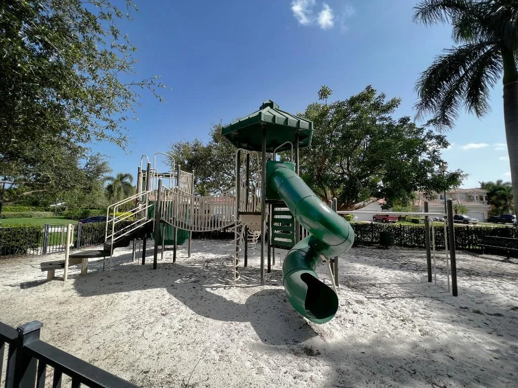 Photo of 4325 Key Lime Boulevard