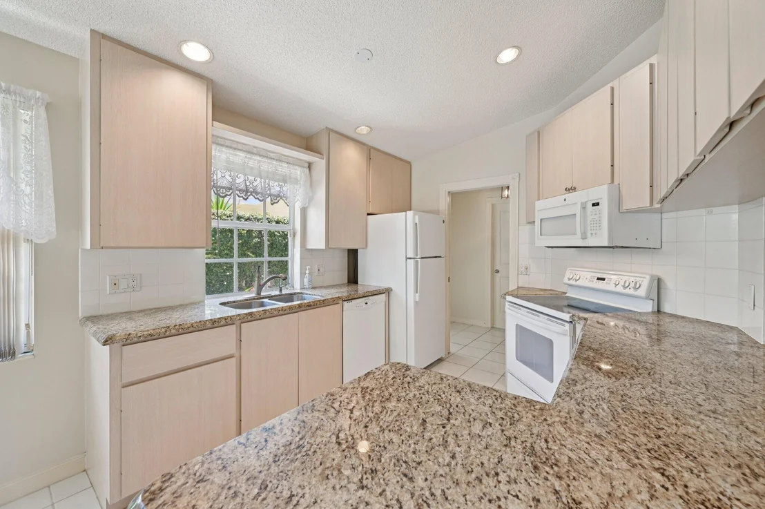 Photo of 253 Brier Circle