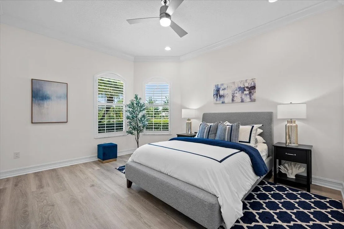 Photo of 11091 Rockledge View Drive