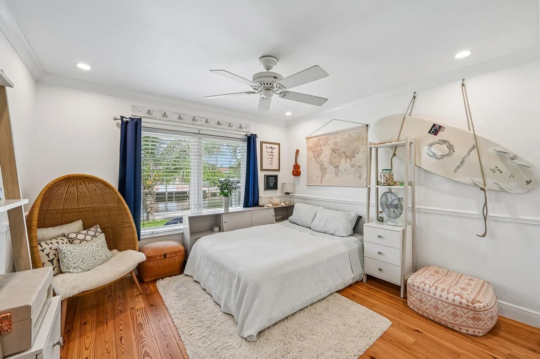 Photo of 4911 NE 25TH Avenue