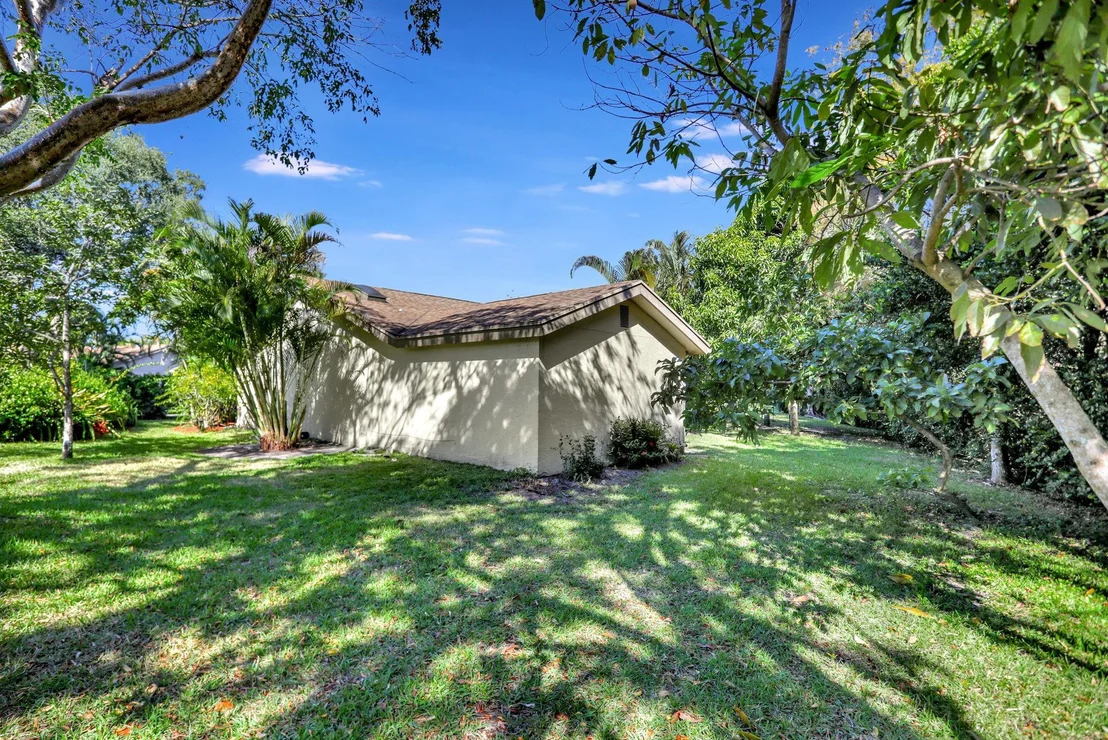 Photo of 2218 Seagrape Circle