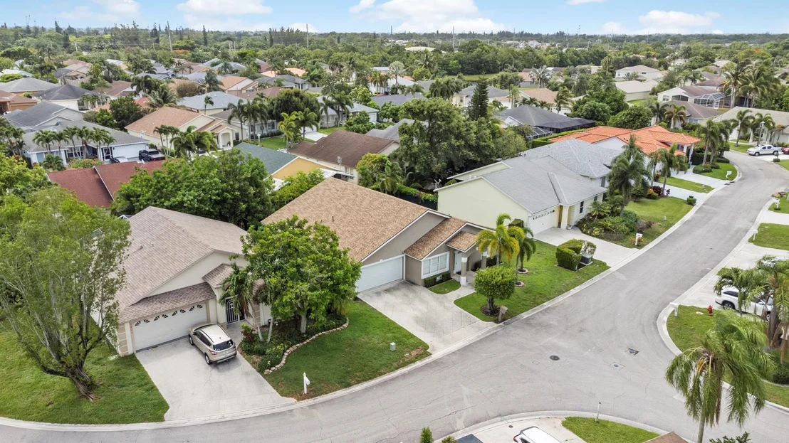 Photo of 1403 Fairway Circle