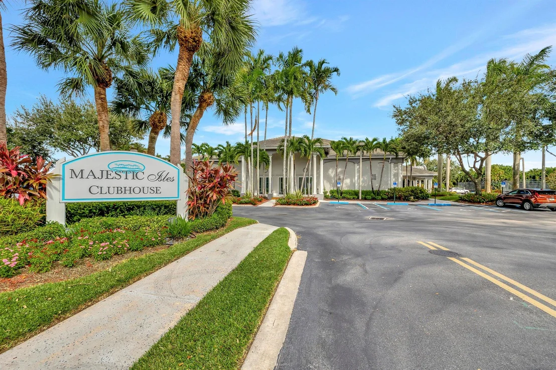 Photo of 5827 Seashell Terrace