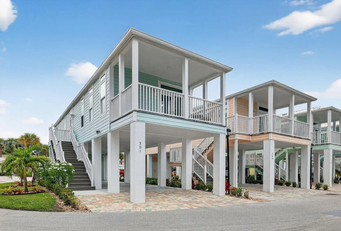 Photo of 301 NE Coastal Drive