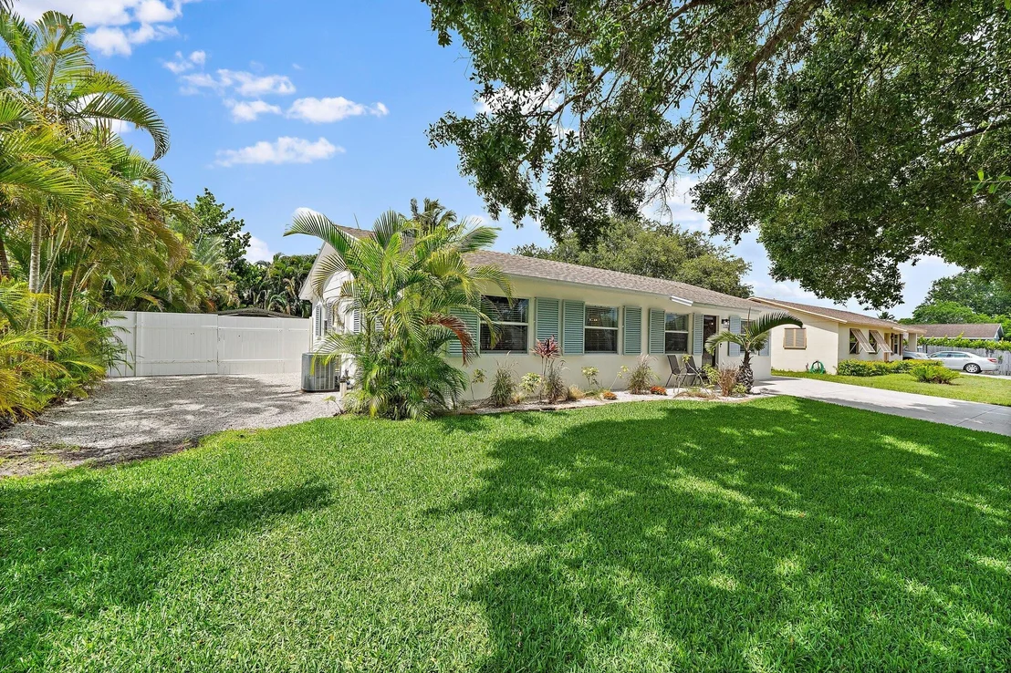 Photo of 1008 Mohawk Street