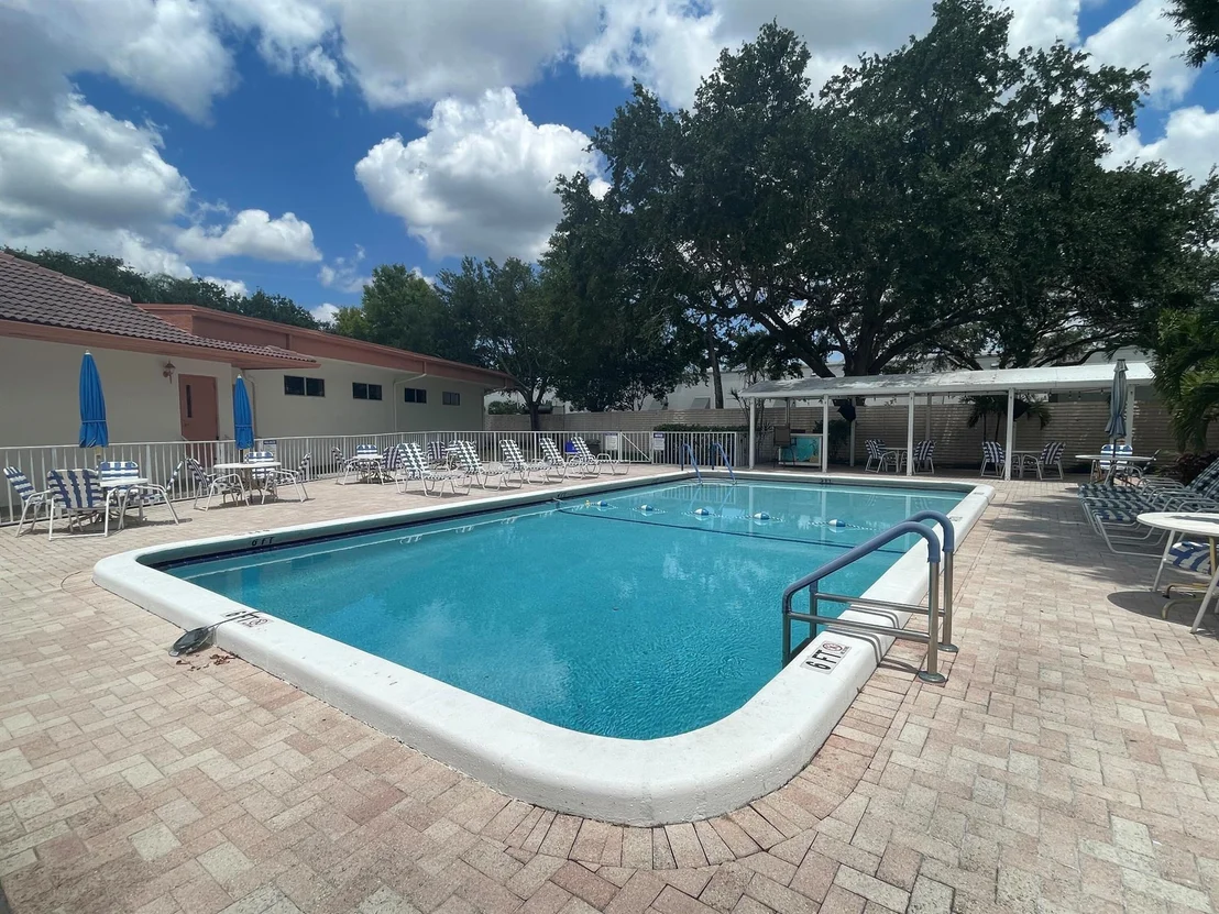 Photo of 20943 Sunrise Drive