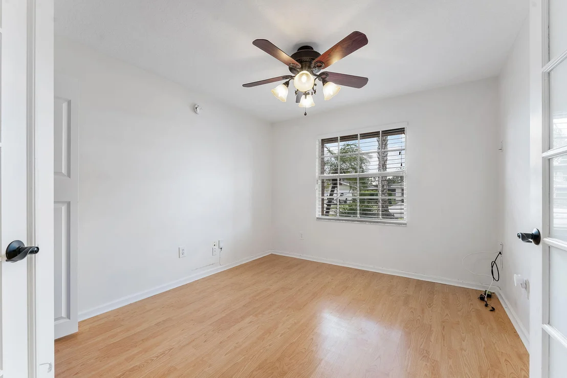 Photo of 112 Laurel Way