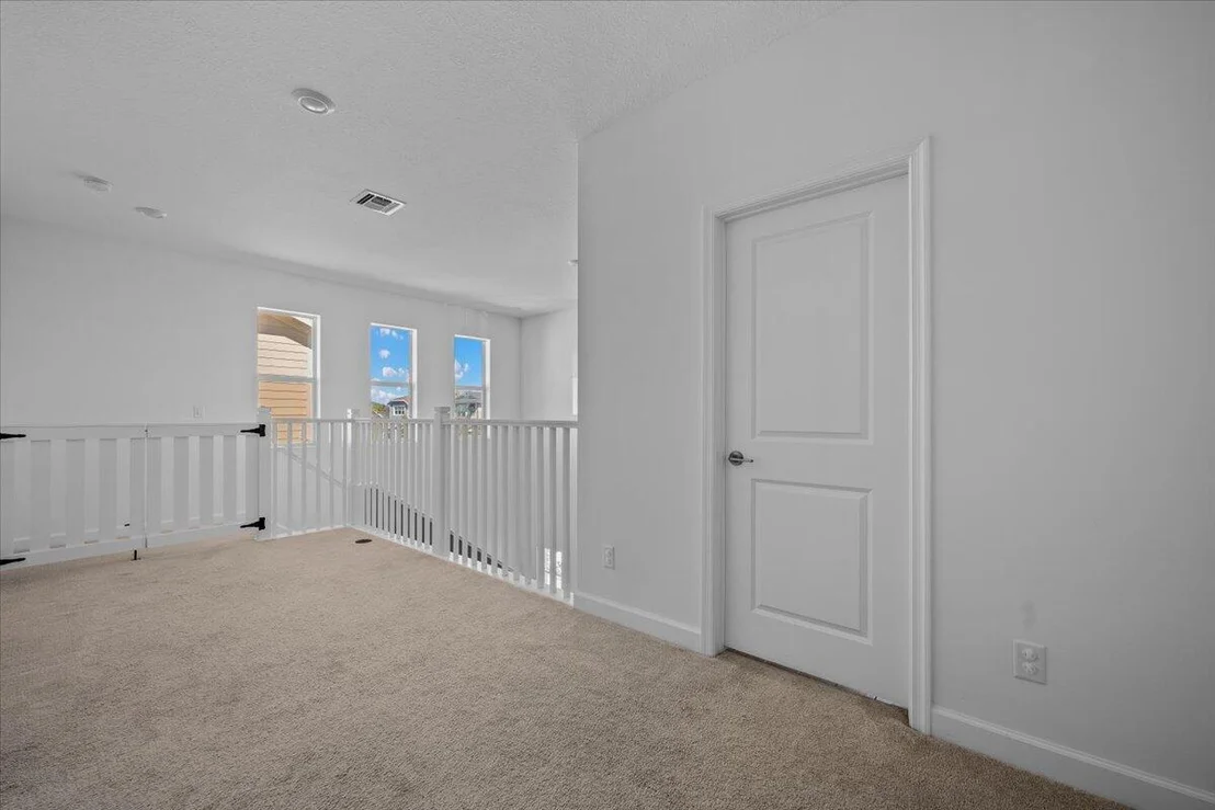 Photo of 1367 Arrowhead Point Road