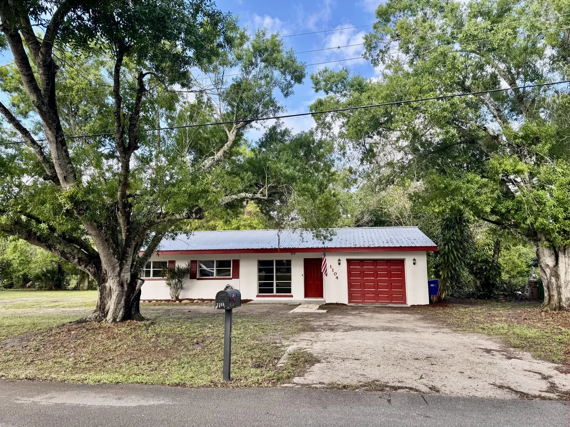 Photo of 1104 SE 8th Drive