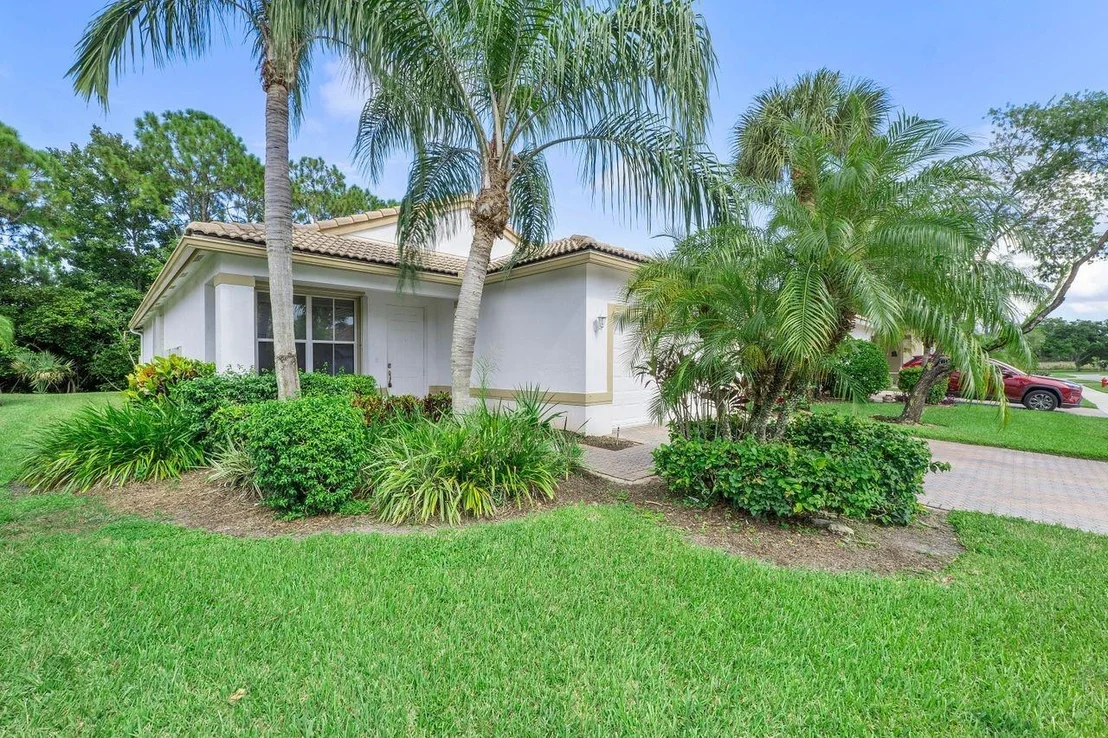 Photo of 8187 Bellafiore Way