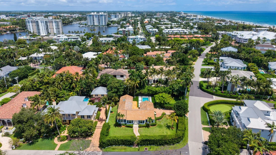 Photo of 1017 Tamarind Road