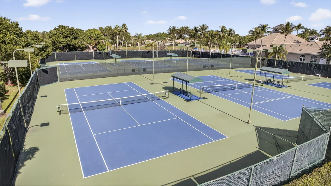 Photo of 8638 Lineyard Cay
