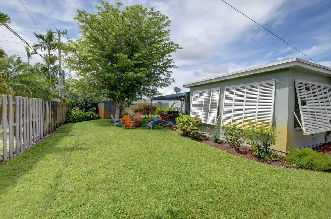 Photo of 2136 NE 3rd Way