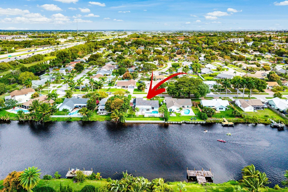 Photo of 1508 Cormorant Road