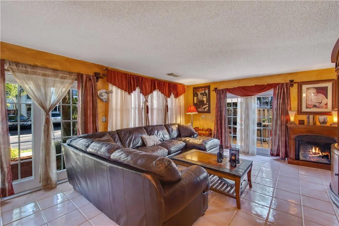 Photo of 4745 NW 5th Place