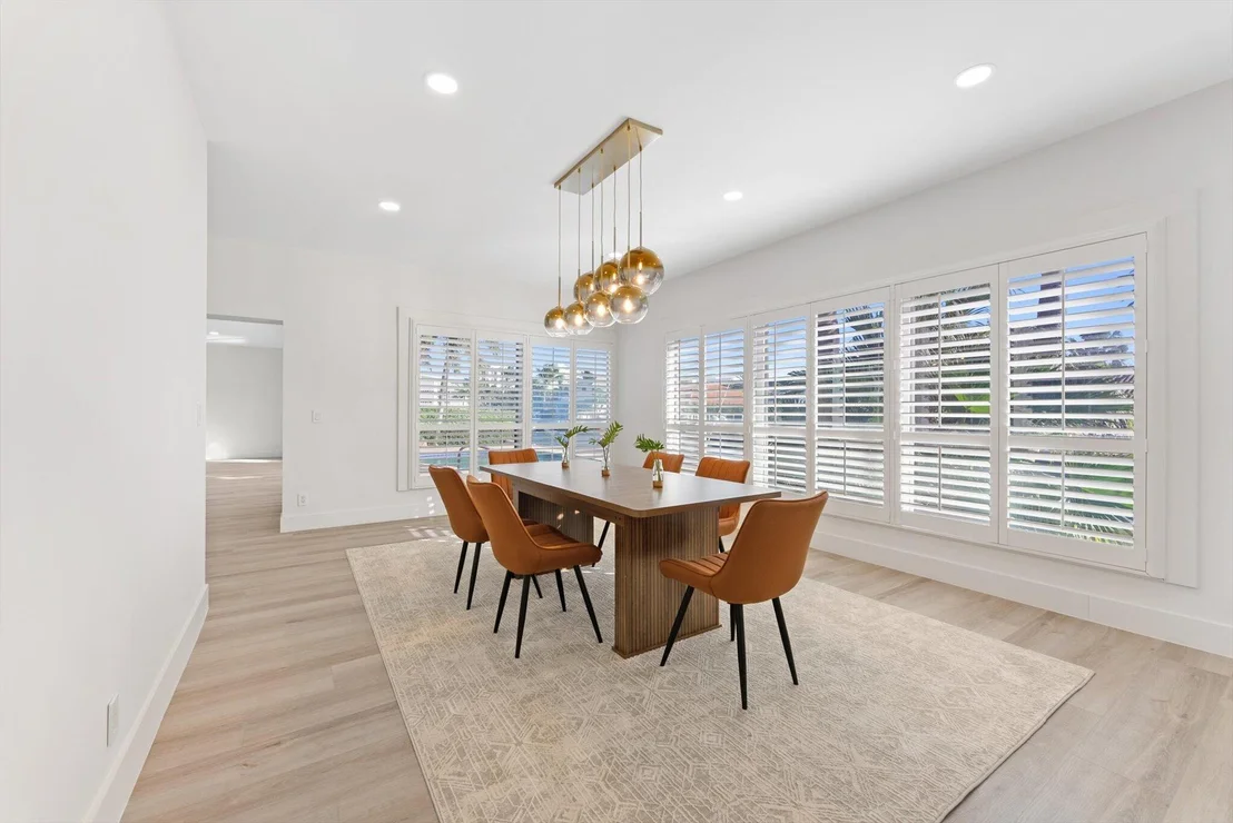 Photo of 872 Lilac Drive