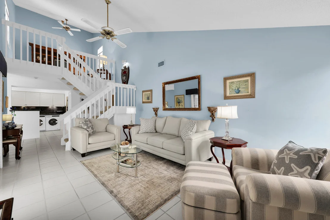 Photo of 802 Summerwinds Lane