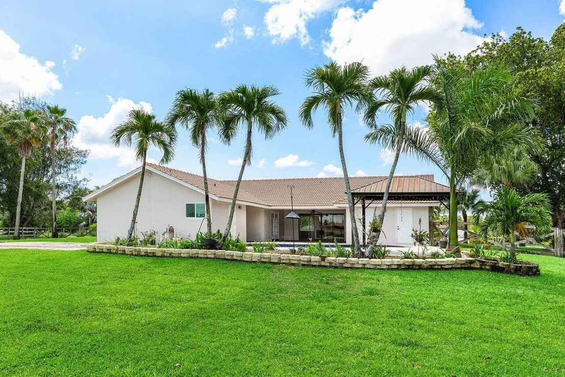 Photo of 9085 Talway Circle