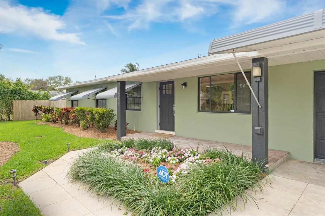 Photo of 6621 Mango Circle