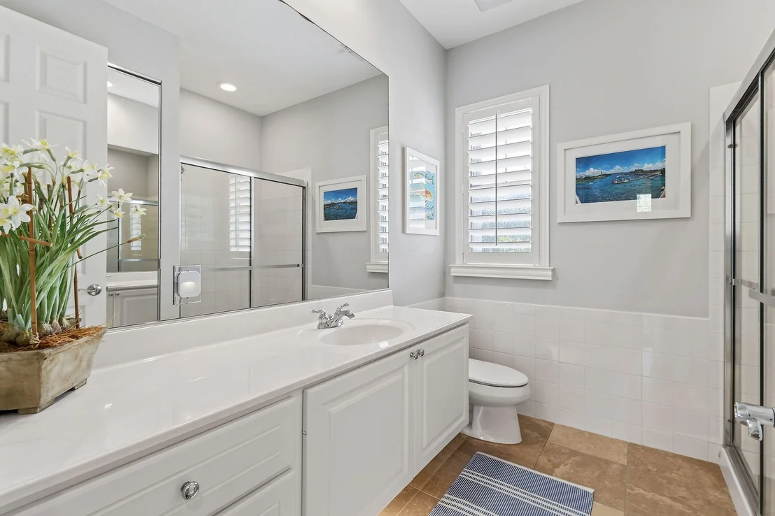 Photo of 350 Caravelle Drive