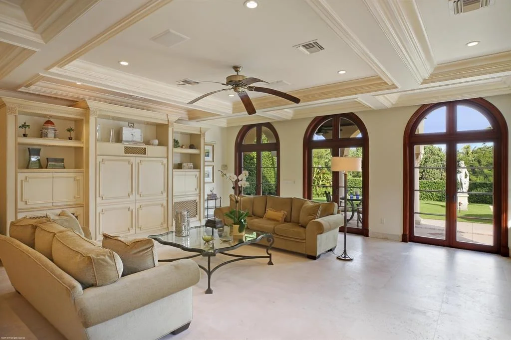 Photo of 560 Island Drive