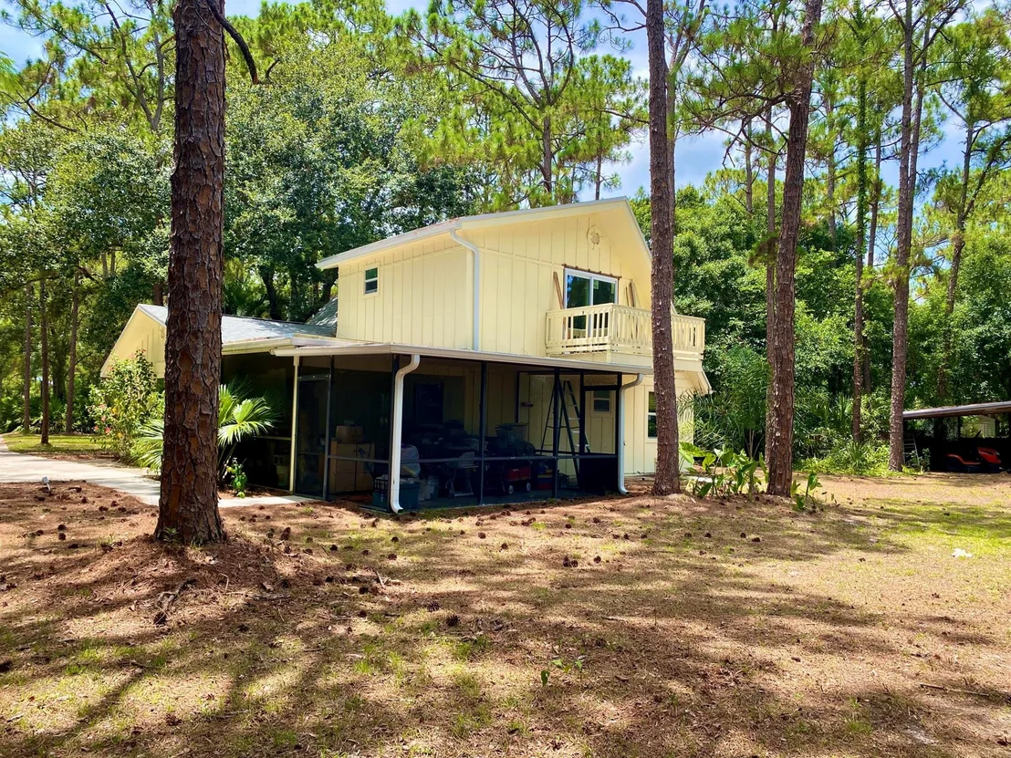 Photo of 16844 127 Drive N