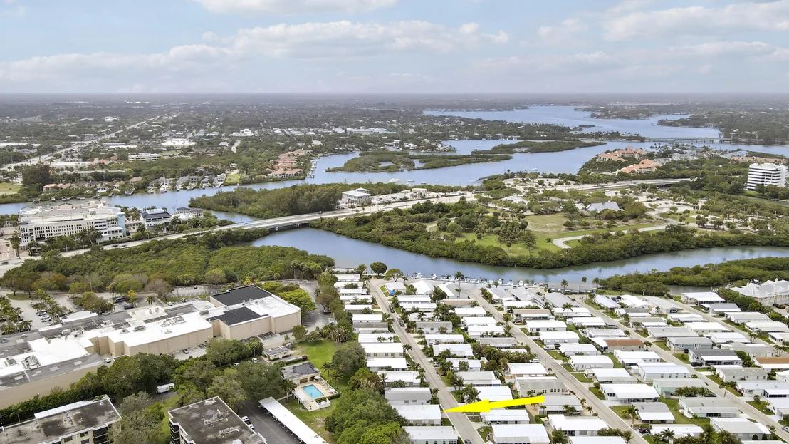 Photo of 400 N Hwy A1a