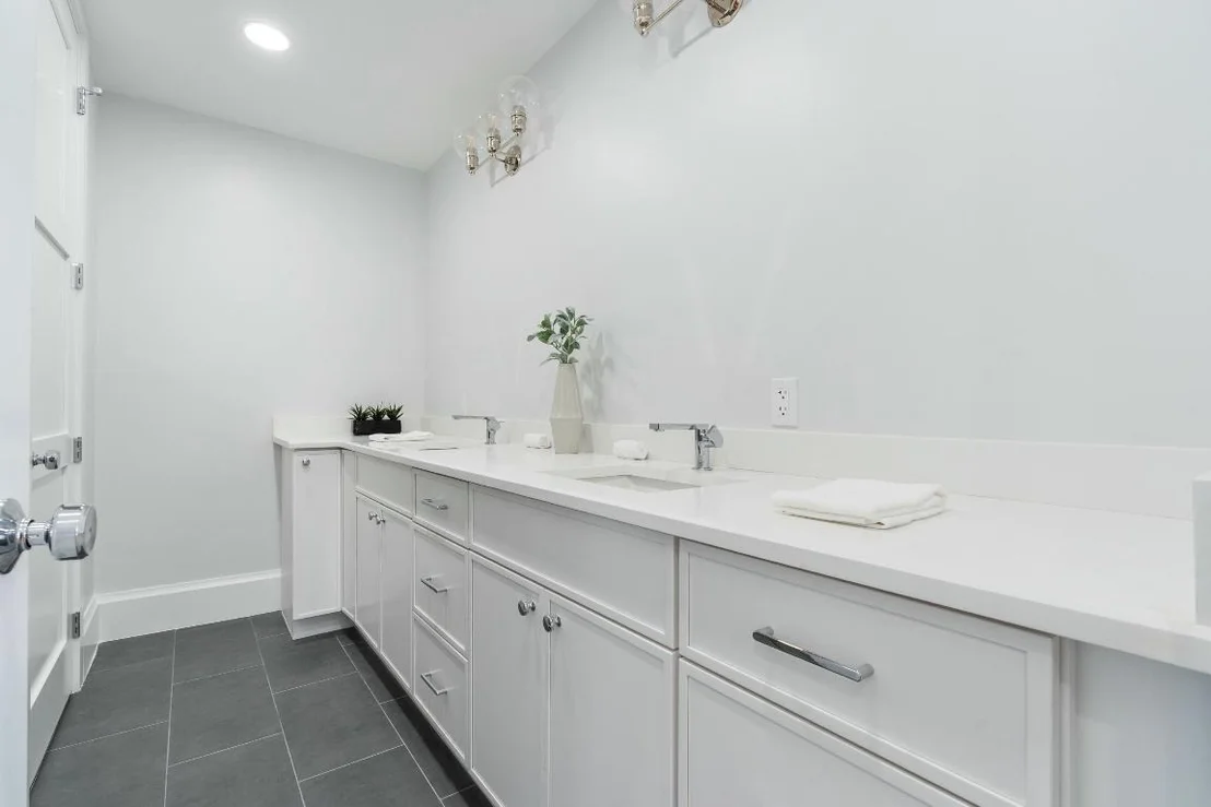 Photo of 4580 Oak Tree Court