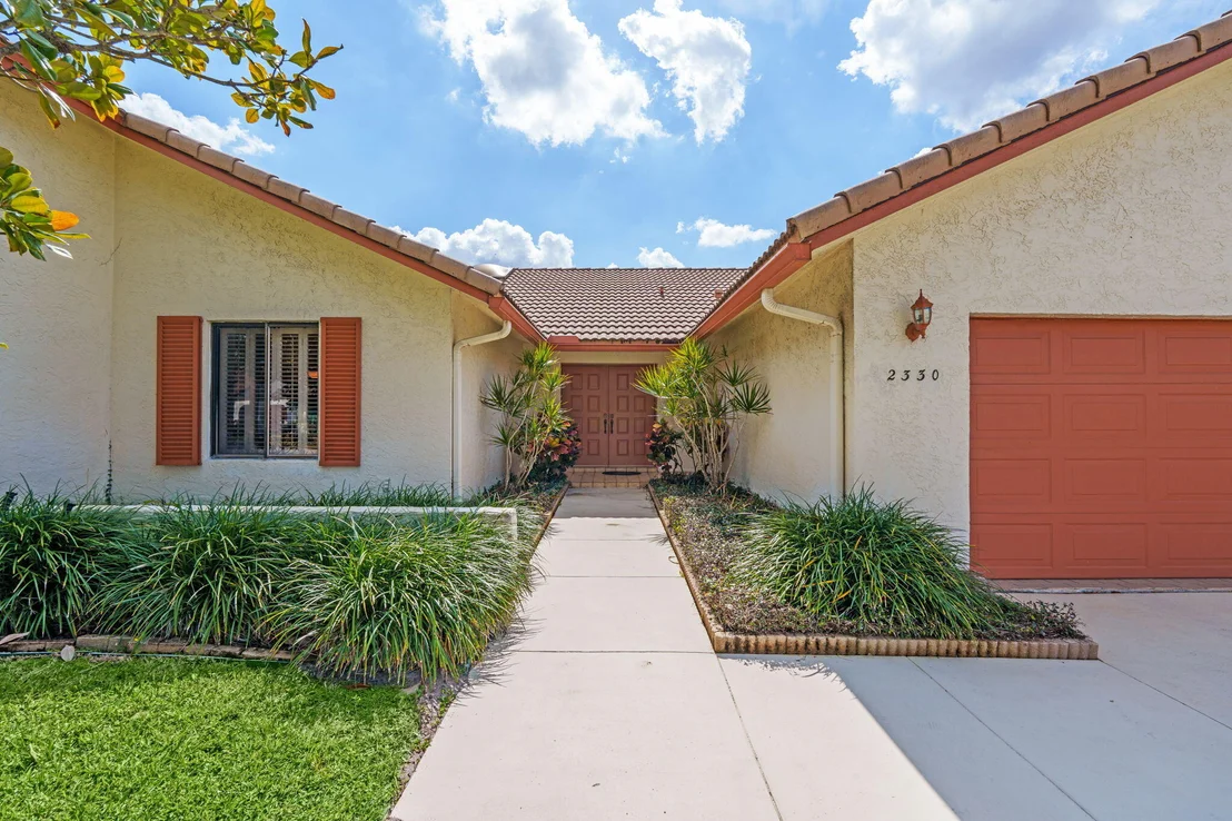 Photo of 2330 SW 23rd Cranbrook Drive
